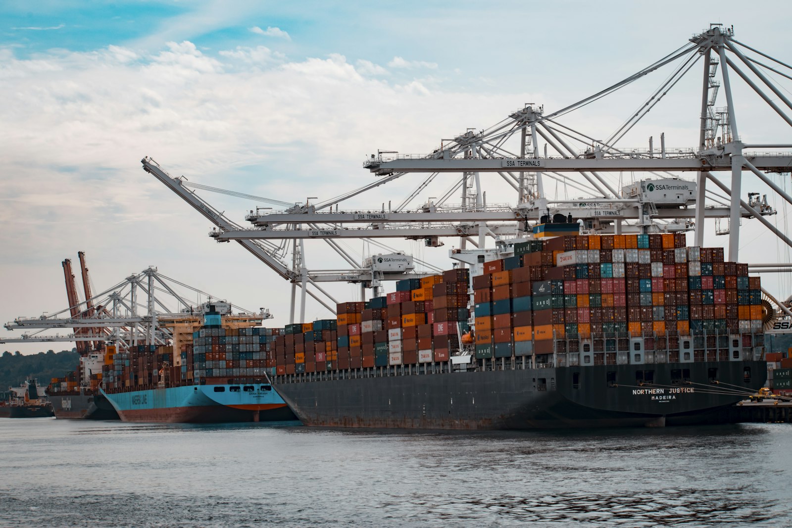 International logistics
